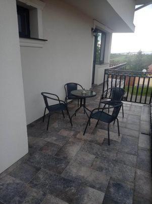 Casa Leahu Acomodação com café da manhã Baile 1 Mai Exterior foto
